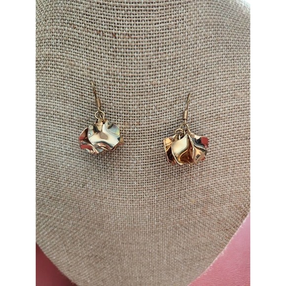 Delicate Golden Tone Hook Floral Earrings - Picture 3 of 3